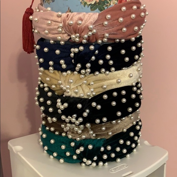 Faux Pearl Velvet Headbands - Picture 1 of 5